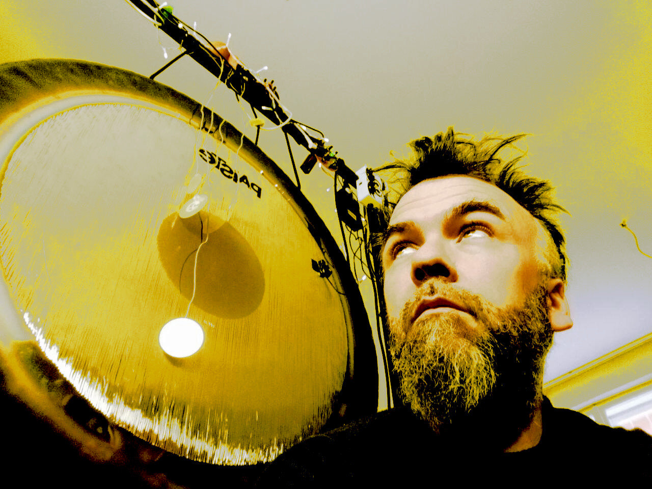 Rob Canning with Extended Gong